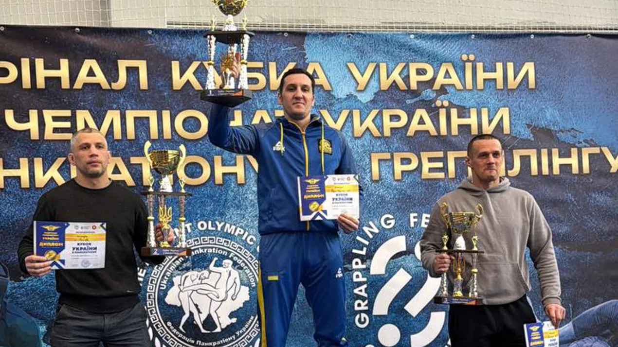 Студенти ЧНУ вибороли перше місце на Фіналі Кубку України з панкратіону
